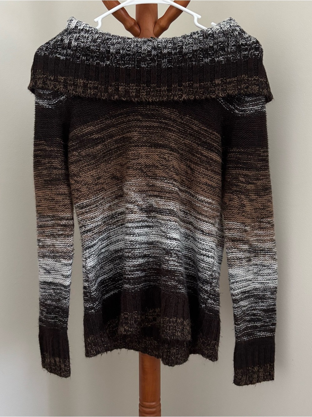 jason maxwell Ombre Off-Shoulder Foldover Sweater in Brown, Gray, Cream